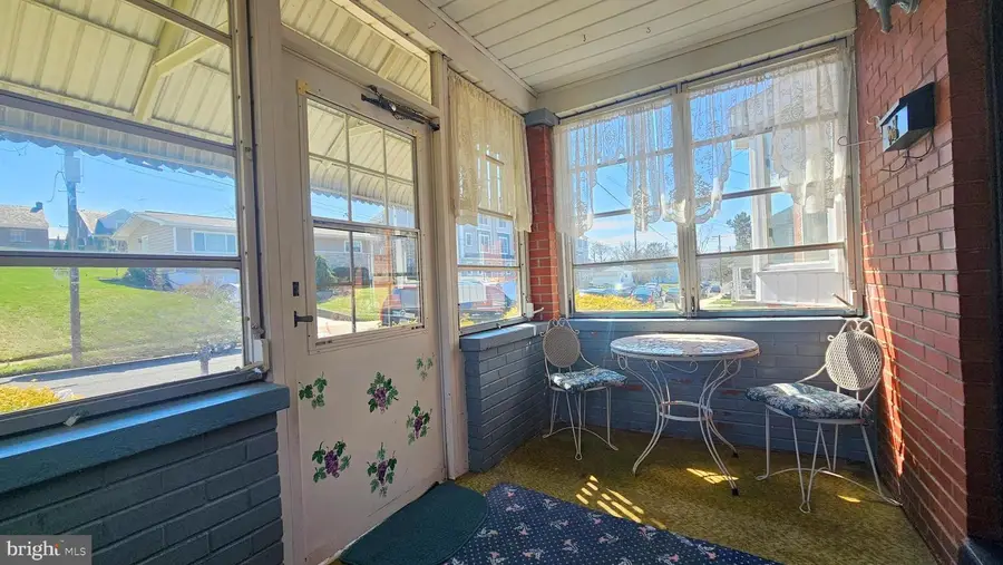 65 Hess Ave, Hellertown, PA 18055 - #3