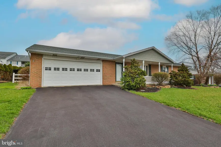 3025 Oakland Dr, Northampton, PA 18067 - #2