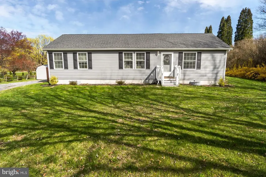 838 S Dogwood Rd, Walnutport, PA 18088 - #3