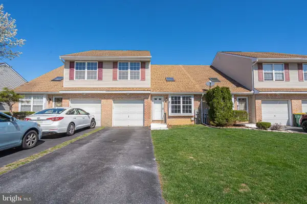 2725 Victoria Ln, EASTON, PA 18045