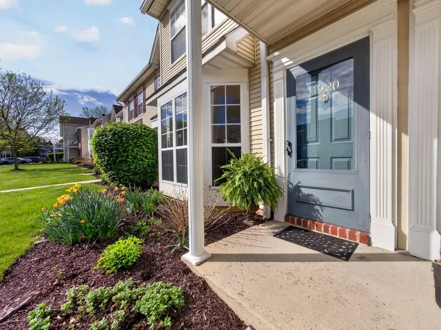 1920 Delancey St, Hellertown, PA 18055 - #2