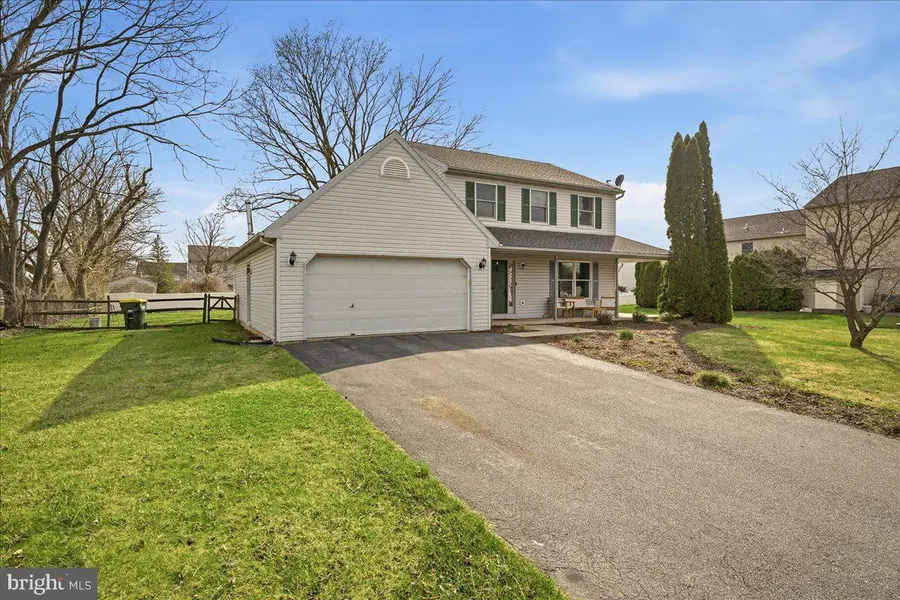 168 5th St, Nazareth, PA 18064 - #2