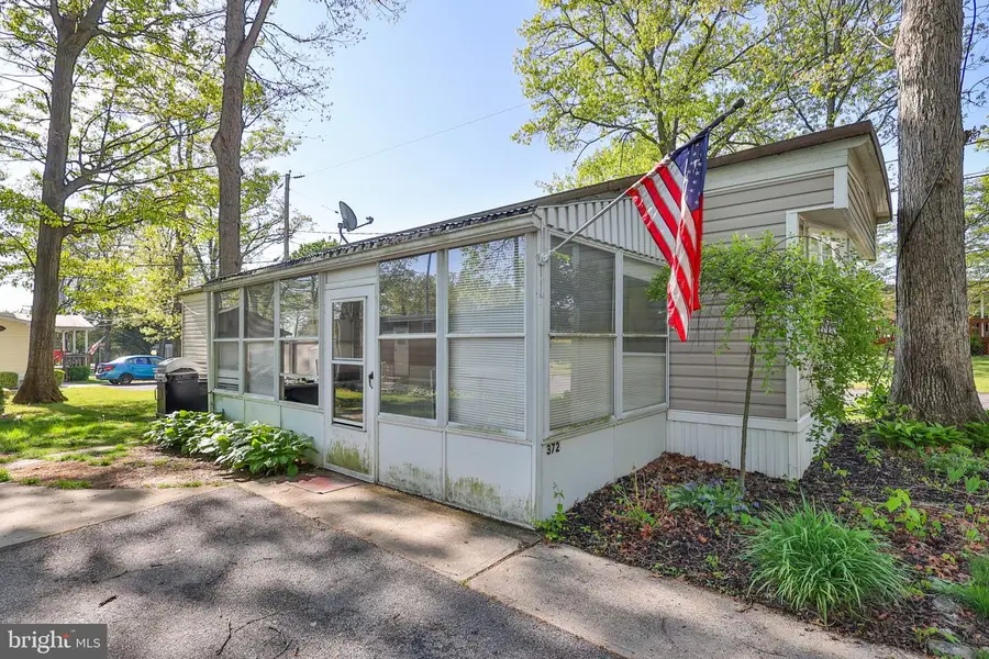 372 Black Oak Ln, Bath, PA 18014 - #2