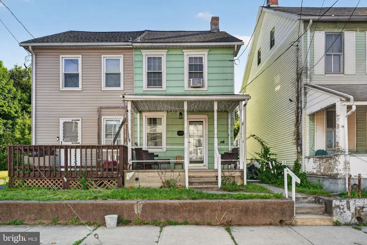 1121 Front St, Catasauqua, PA 18032 - #1
