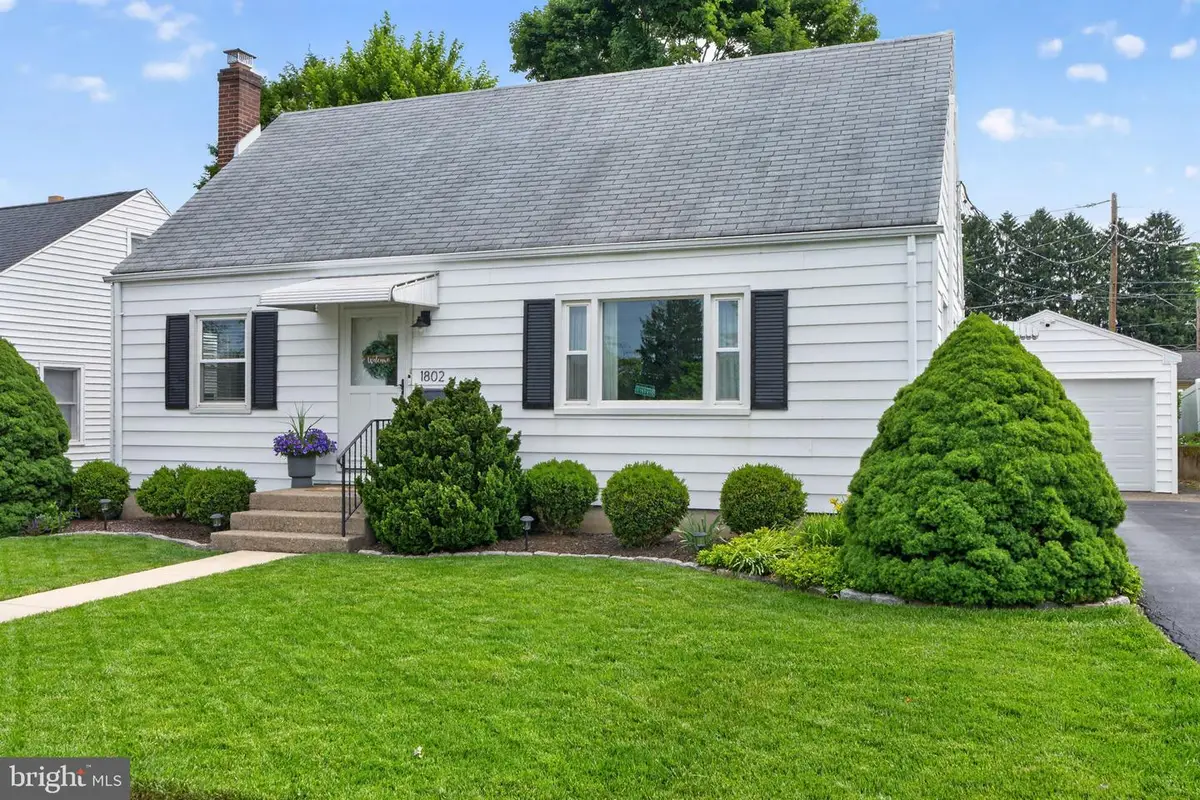 1802 Snyder St, Bethlehem, PA 18017 - #1