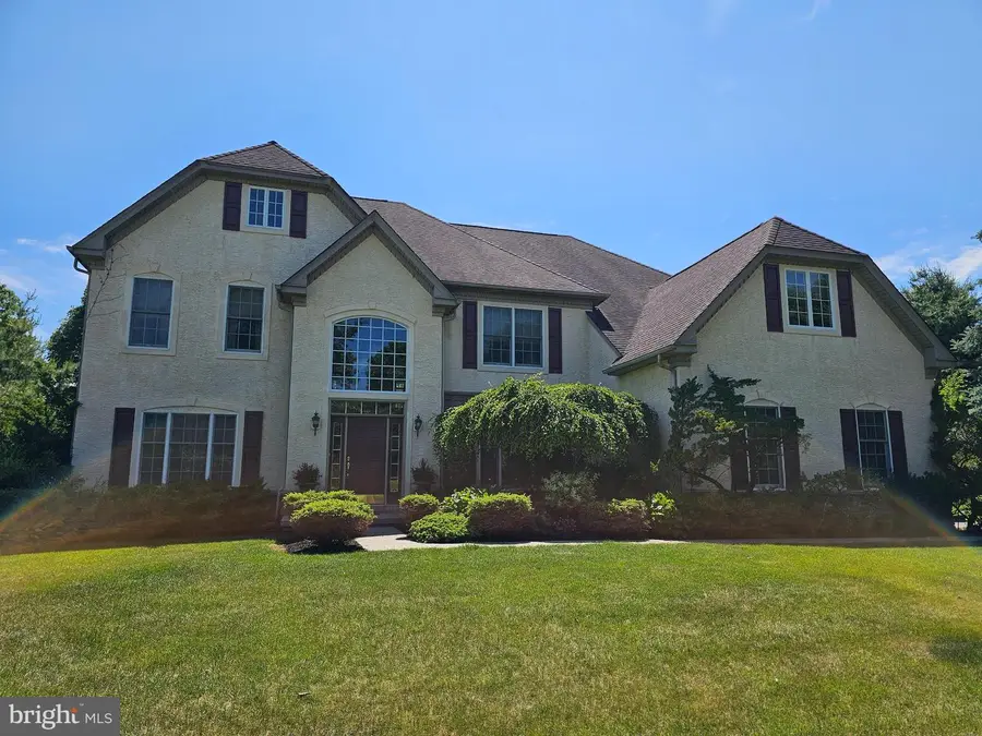 30 Melchor Dr, Easton, PA 18042 - #2
