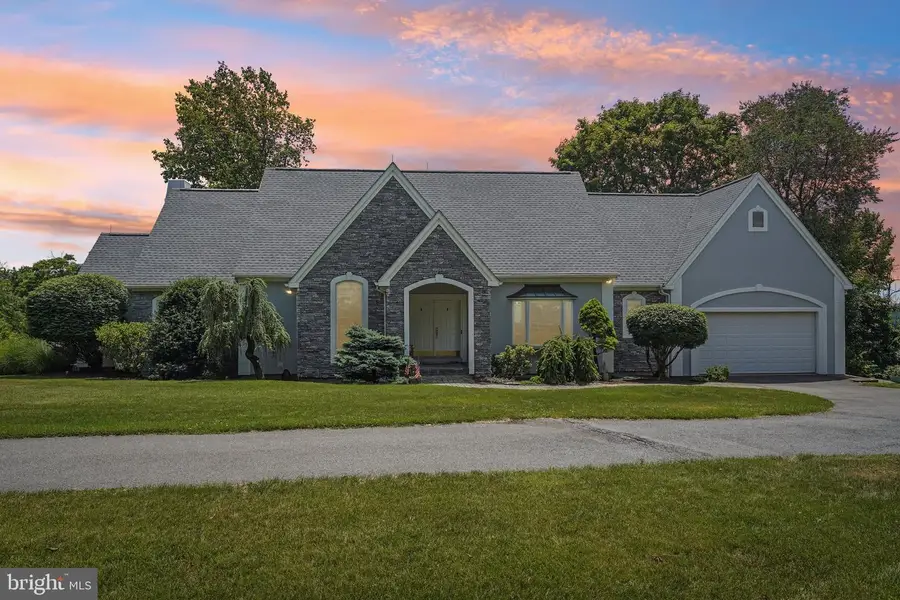 280 Sky Line Dr, Easton, PA 18042 - #2