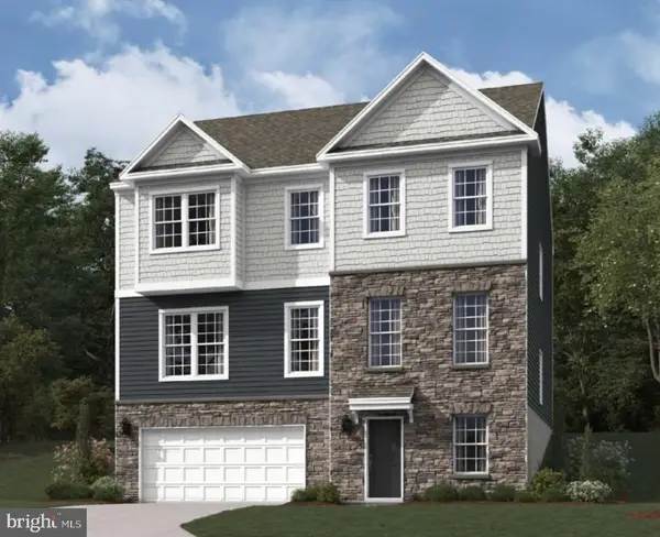 126 Winding Rd, FORKS TOWNSHIP, PA 18040