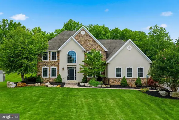 55 Island Ct, EASTON, PA 18042