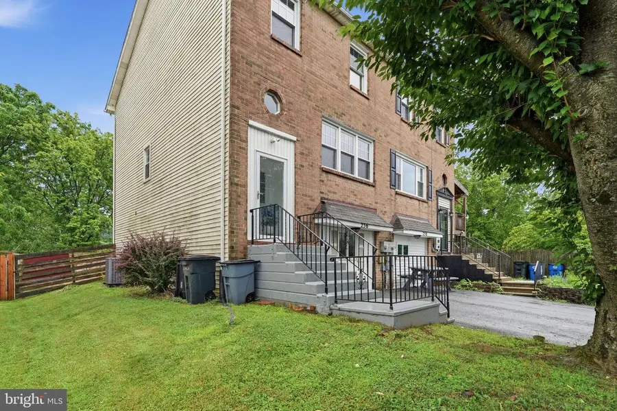 236 Vista Dr, Easton, PA 18042 - #2