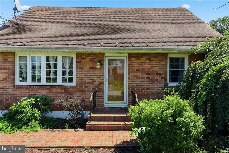 4460 Henry, Easton, PA 18045 - #2