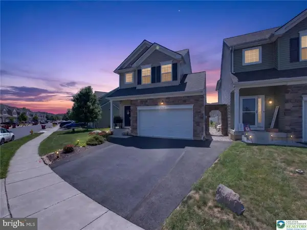 2214 Huntington Ln, EASTON, PA 18040