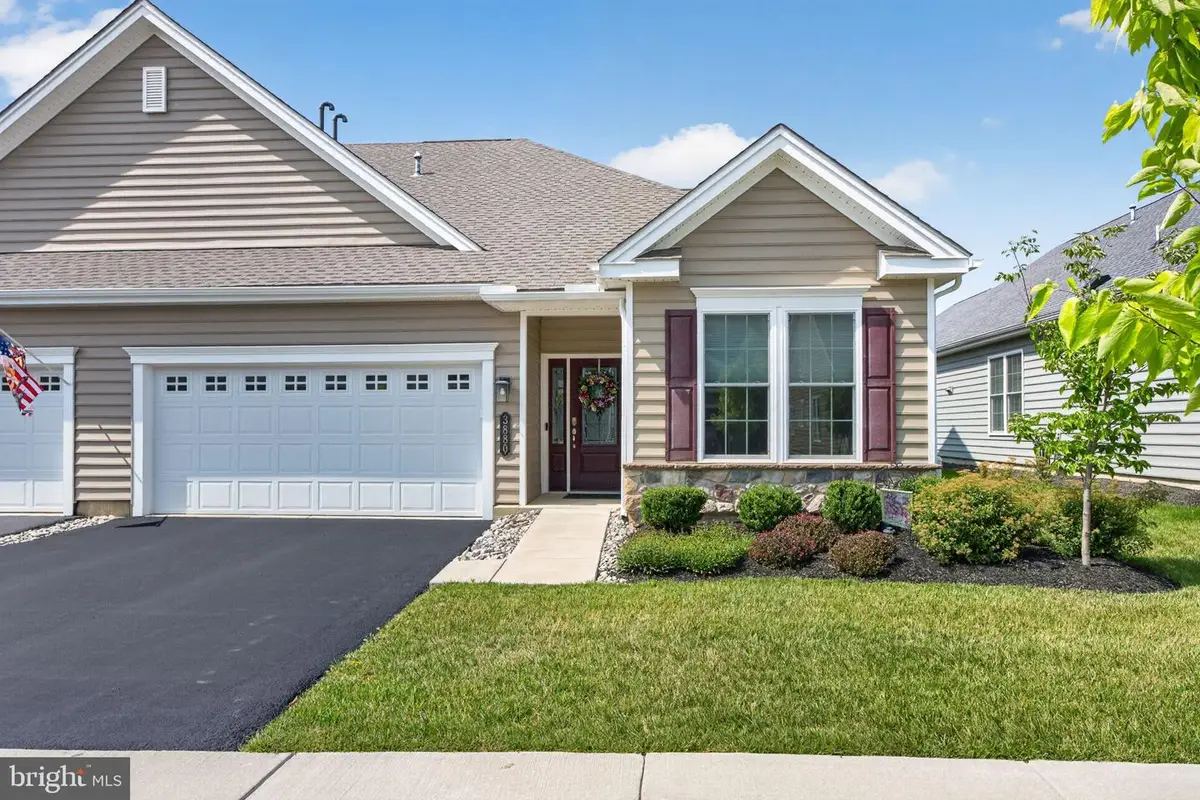 3880 Victors Way, Easton, PA 18045 - #1
