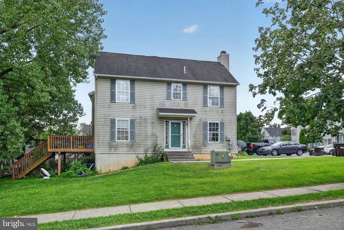 601 Abbe Ct, Freemansburg, PA 18017 - #1