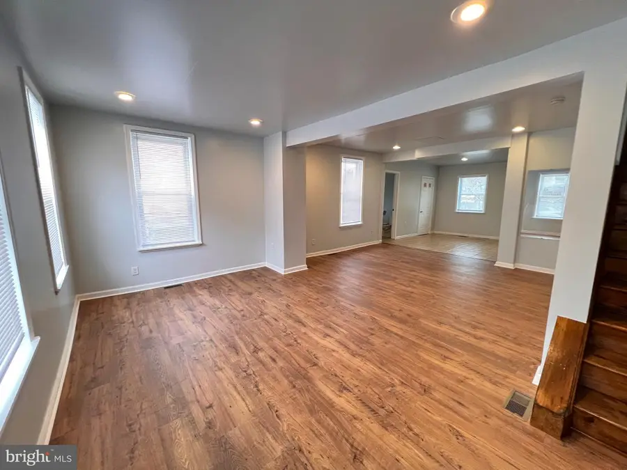 427 Pawnee St, Bethlehem, PA 18015 - #3