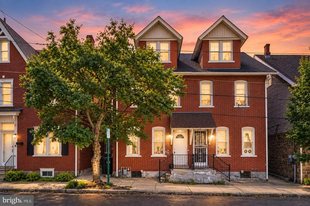 617 E 5th St, Bethlehem, PA 18015 - #1