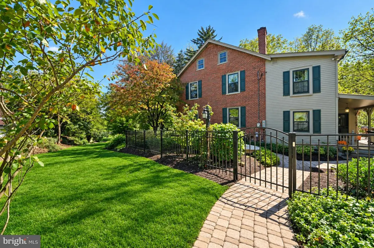 2100 Dakota Dr, Easton, PA 18045 - #1