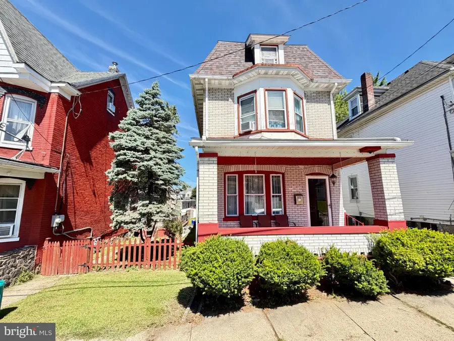 315 W Berwick St, Easton, PA 18042 - #2