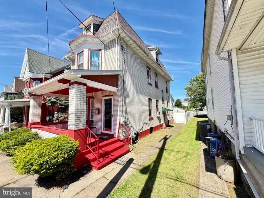 315 W Berwick St, Easton, PA 18042 - #3