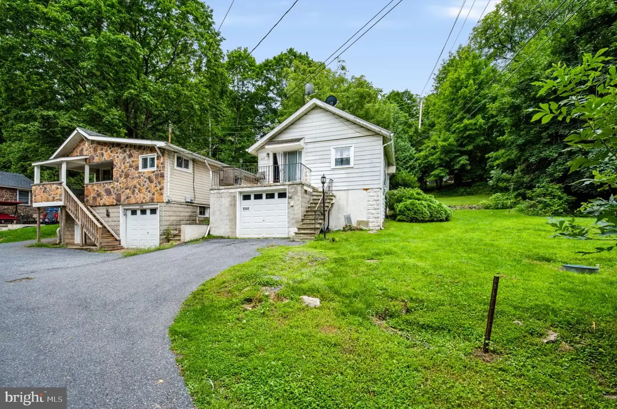 2242 Edgewood Ave, Easton, PA 18045 - #1