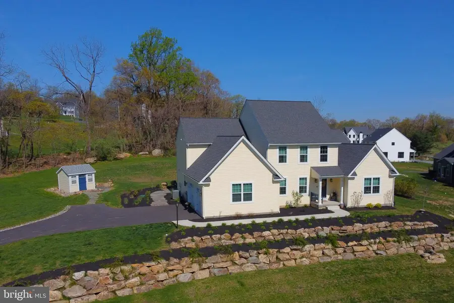 2645 Longridge Dr, Hellertown, PA 18055 - #2