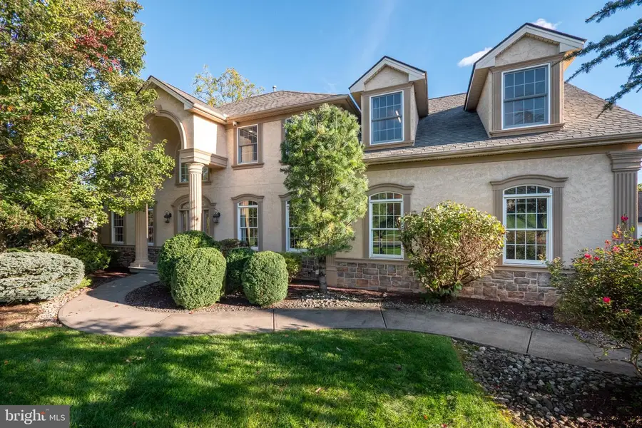 88 Crest Blvd, Easton, PA 18045 - #3