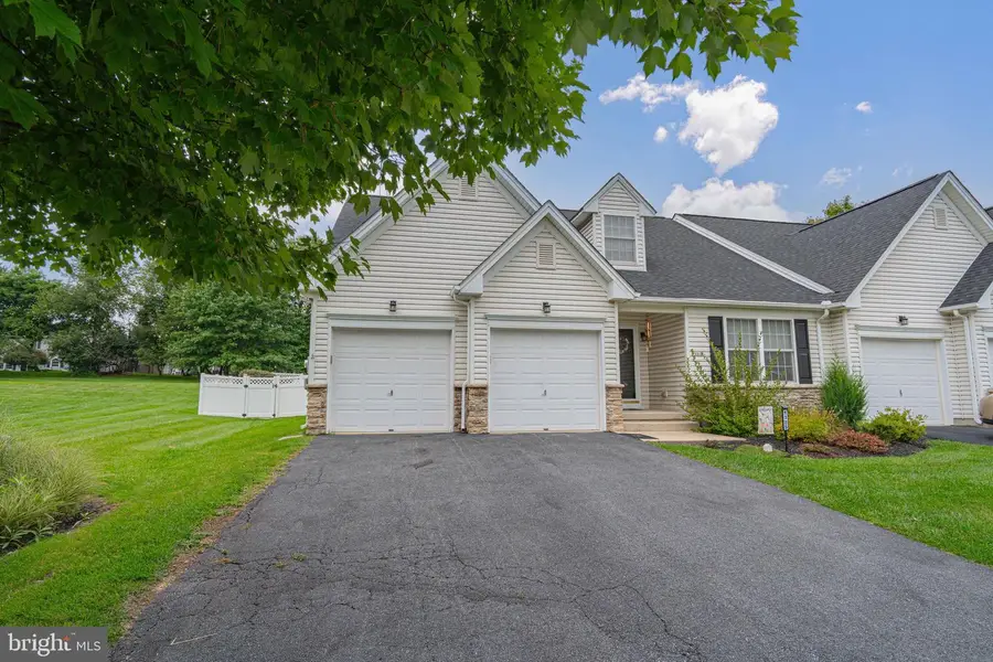 1325 Briarwood Ln, Easton, PA 18040 - #2