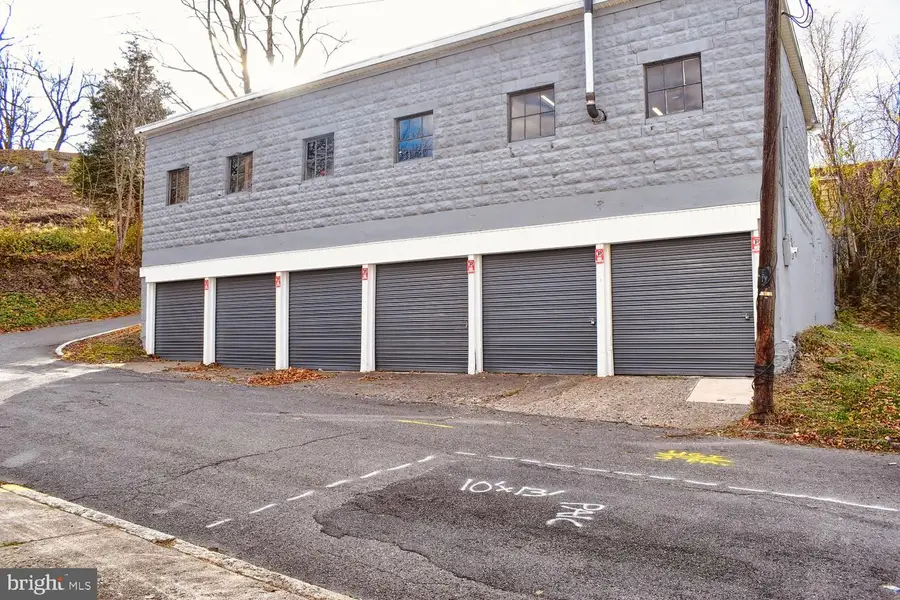 212 Chestnut St E, Shamokin, PA 17872 - Image #3