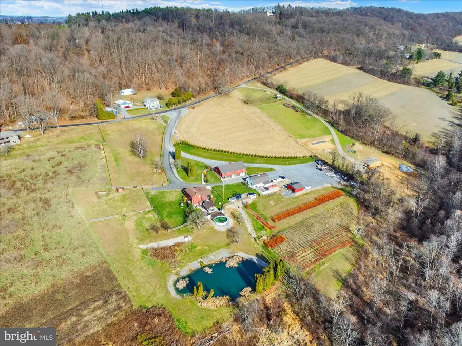 552 Mountain Rd, Dalmatia, PA 17017 - Image #3