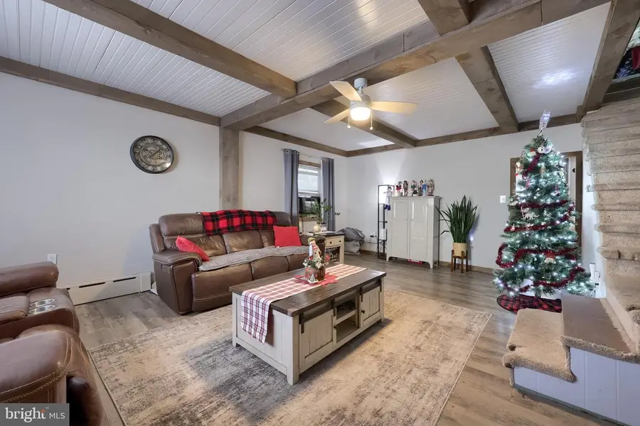 1112 W Spruce St, Coal Township, PA 17866 - Image #3