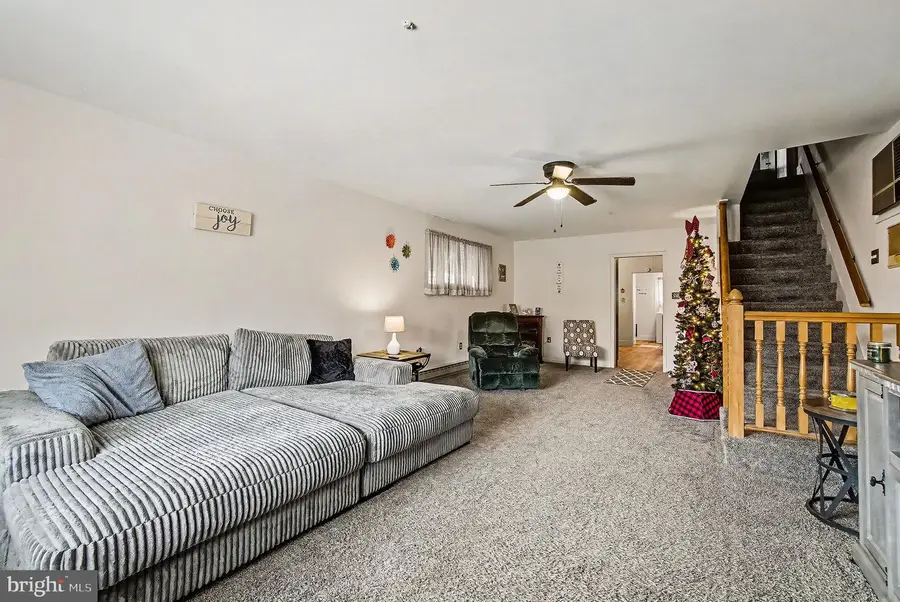 30 S Walnut St, Mount Carmel, PA 17851 - #3