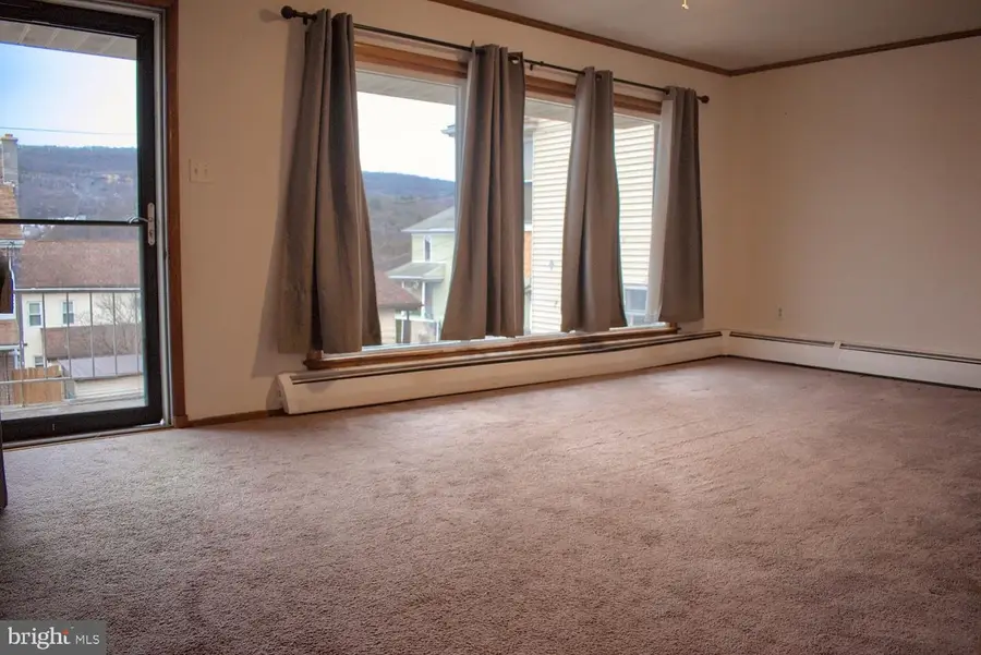 924 Hemlock St, Shamokin, PA 17872 - Image #3