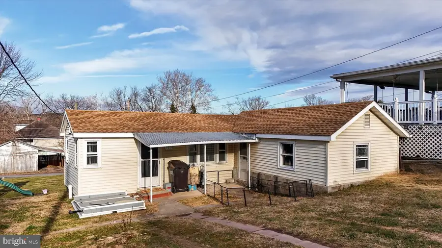 121 Susanna St, Dalmatia, PA 17017 - Image #2