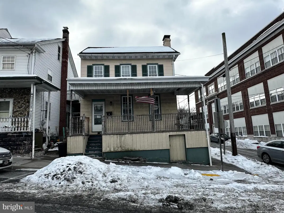 102 E Arch St, Shamokin, PA 17872 - #1