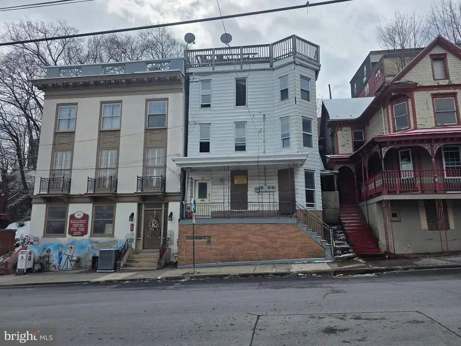 142 E Lincoln St, Shamokin, PA 17872 - #3