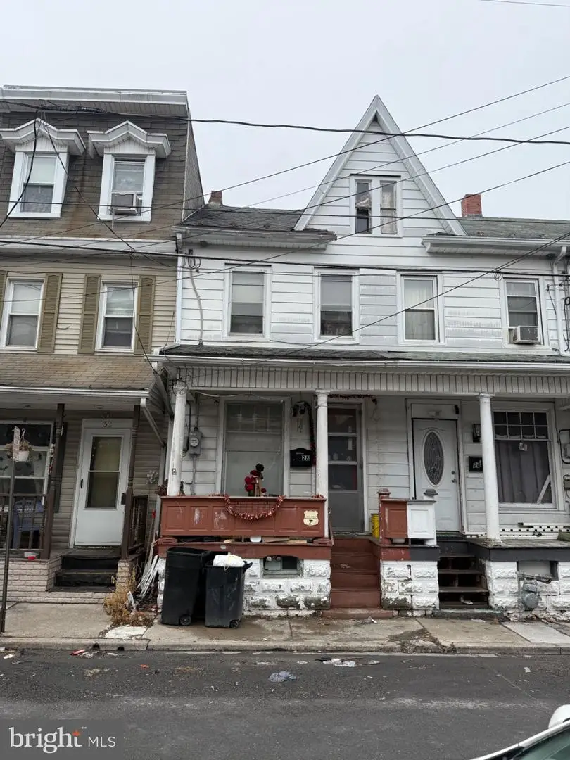 28 S Franklin St, Shamokin, PA 17872 - #1