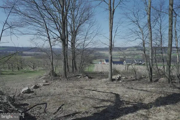 W Mountain Rd, PAXINOS, PA 17860