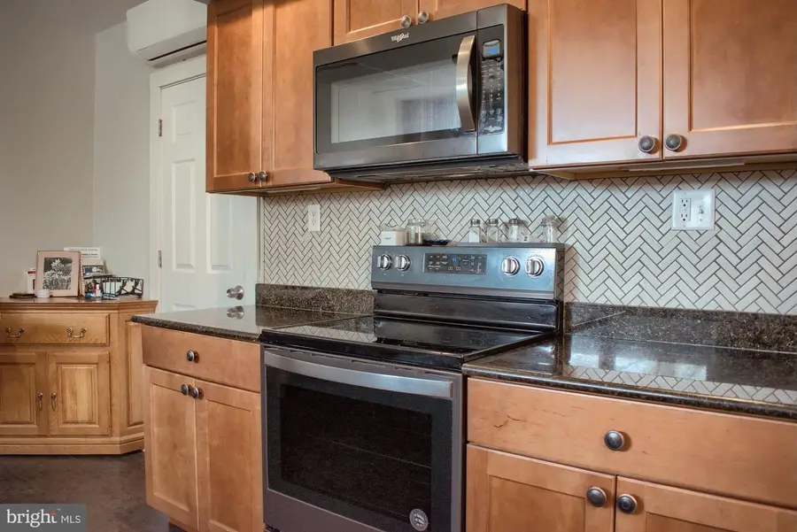 711 Clay St, Shamokin, PA 17872 - #3