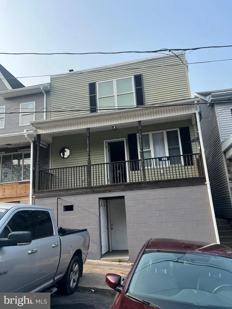 132 W Willow St, Shamokin, PA 17872 - #1