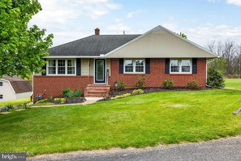 51 Harmon Ln, Watsontown, PA 17777 - #1