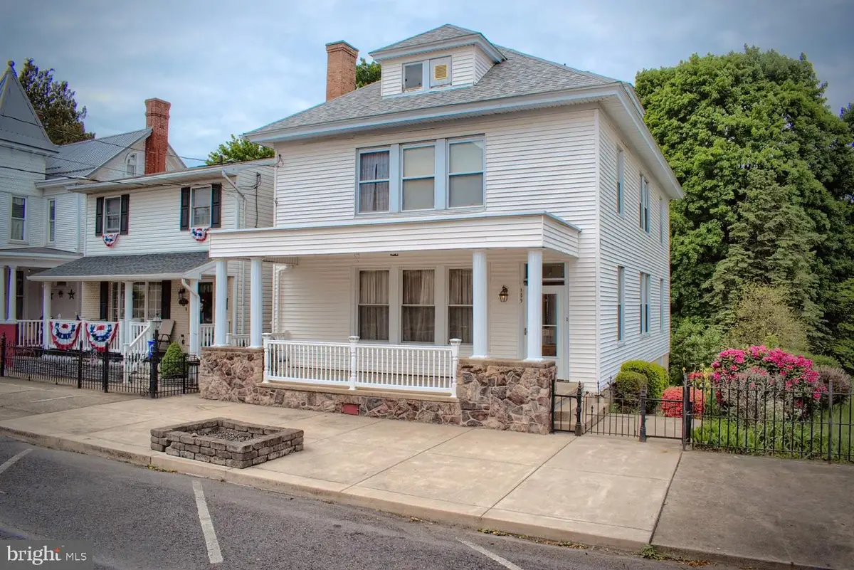 409 West Ave, Mount Carmel, PA 17851 - #1