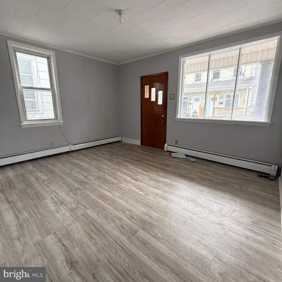 213 S Franklin St, Shamokin, PA 17872 - #2