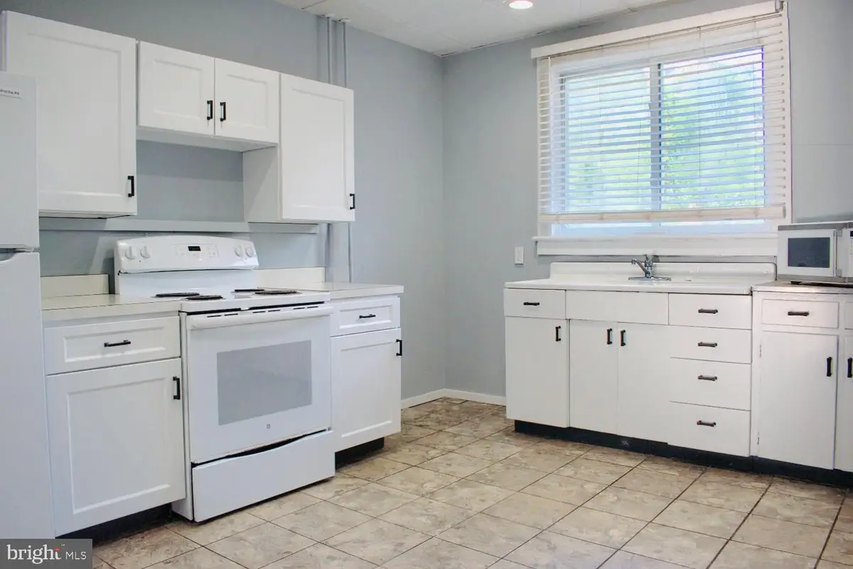 27 Sheridan St N, Coal, PA 17866 - #1