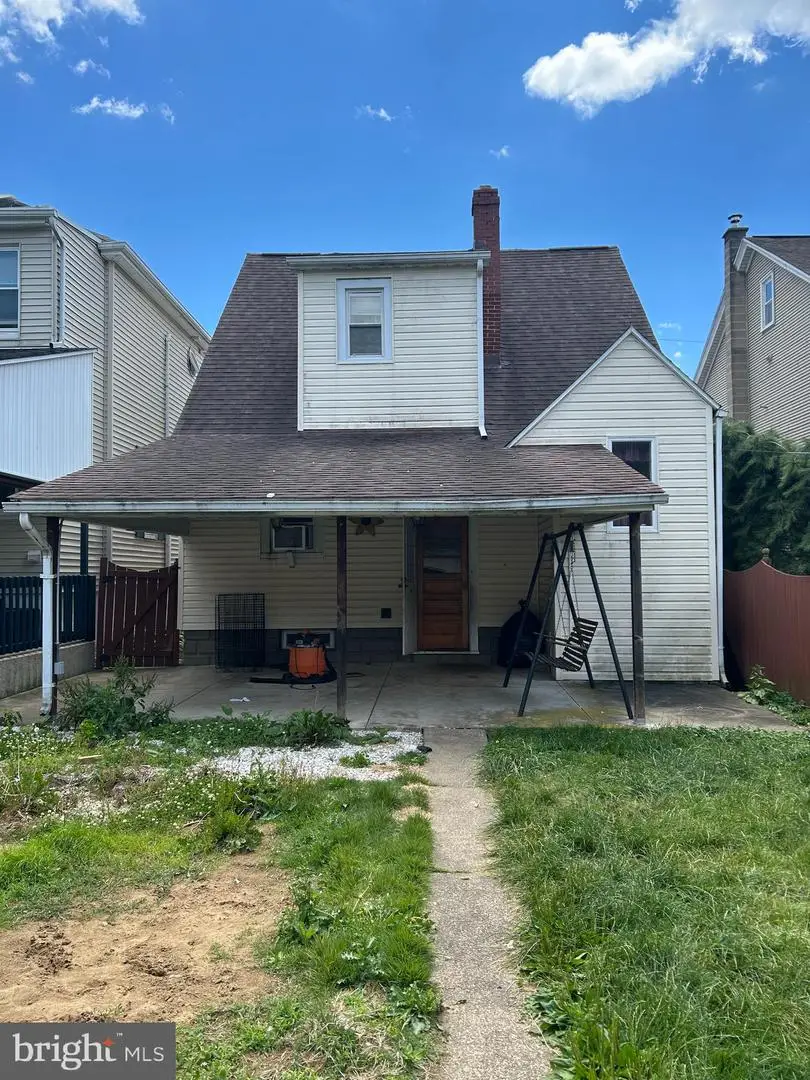 1048 Pine St, Kulpmont, PA 17834 - #2