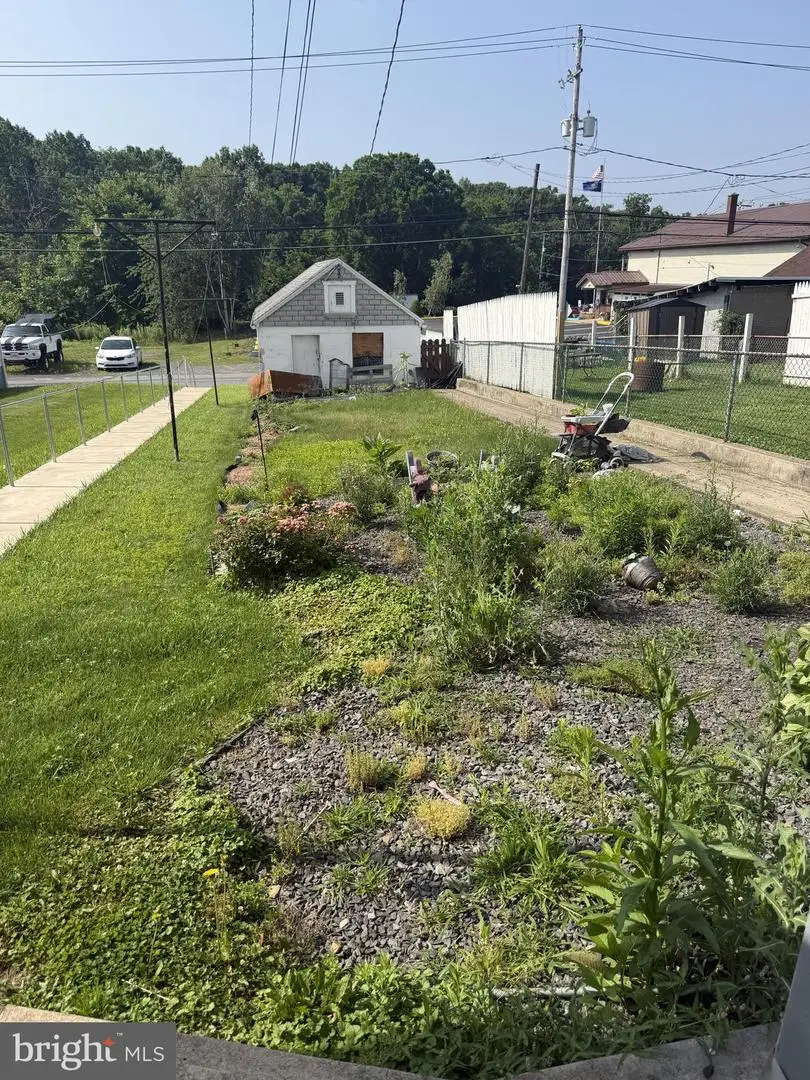 549 Chestnut St, Kulpmont, PA 17834 - #2