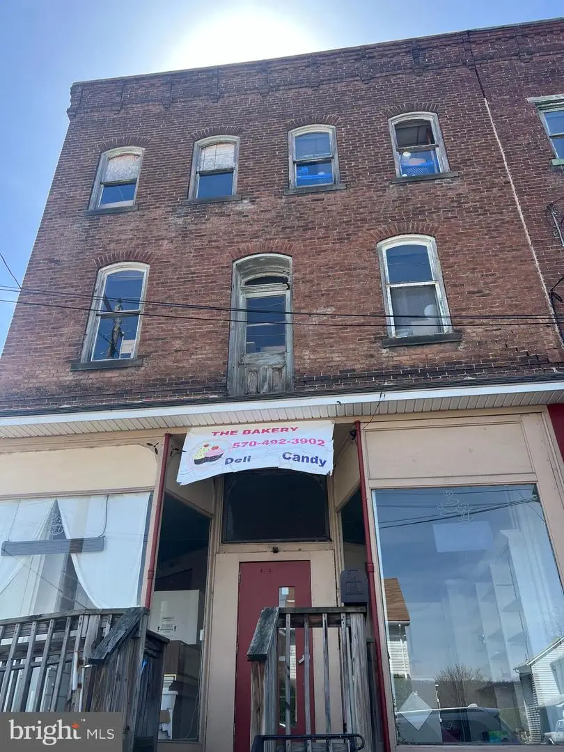 600-602 W Pine St, Shamokin, PA 17872 - #1
