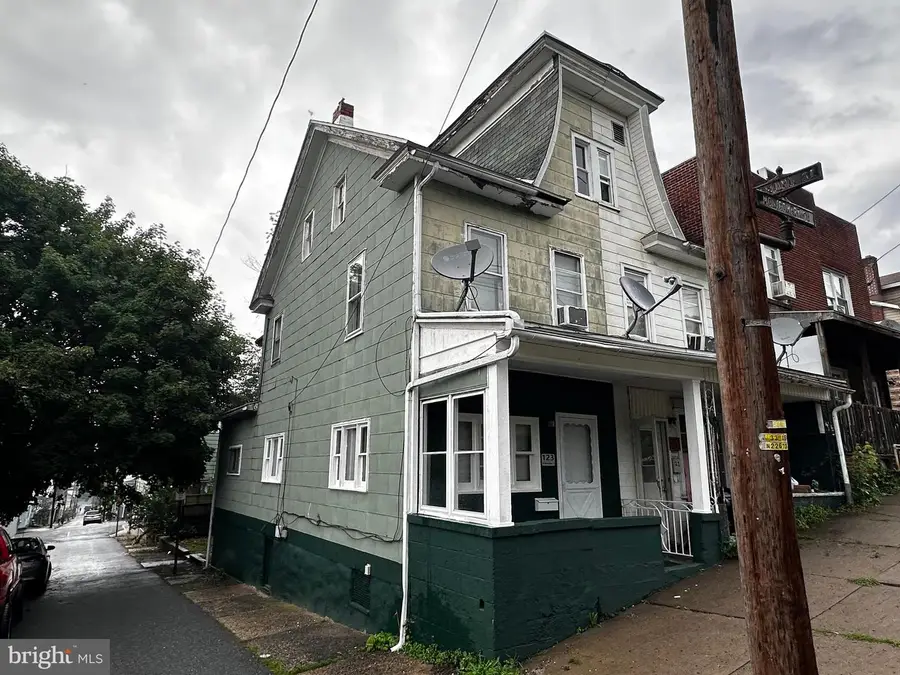 123 W Montgomery St, Shamokin, PA 17872 - #2