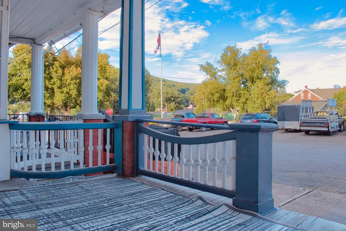 38 N 3rd St N, Shamokin, PA 17872 - #1