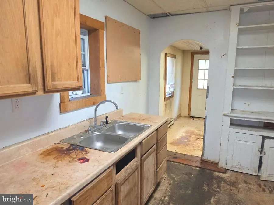 306 S 5th St, Shamokin, PA 17872 - #2