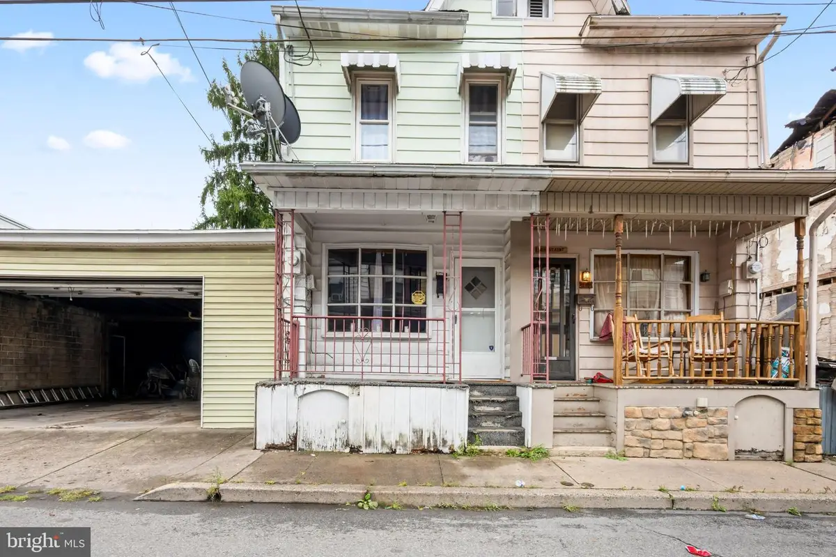 122 S Pearl St, Shamokin, PA 17872 - #1
